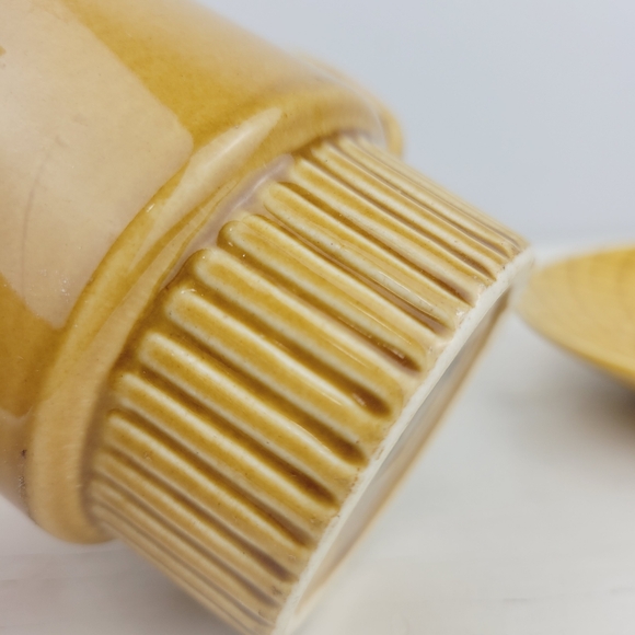 Vintage MCM Stoneware Yellow Gold Coffee Cup Mug and Saucer - Picture 6 of 10